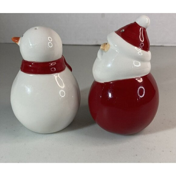 Oneida Christmas Closeups Santa & Snowman Salt Pepper Shakers 3.5 “ w/ Box - Picture 5 of 9
